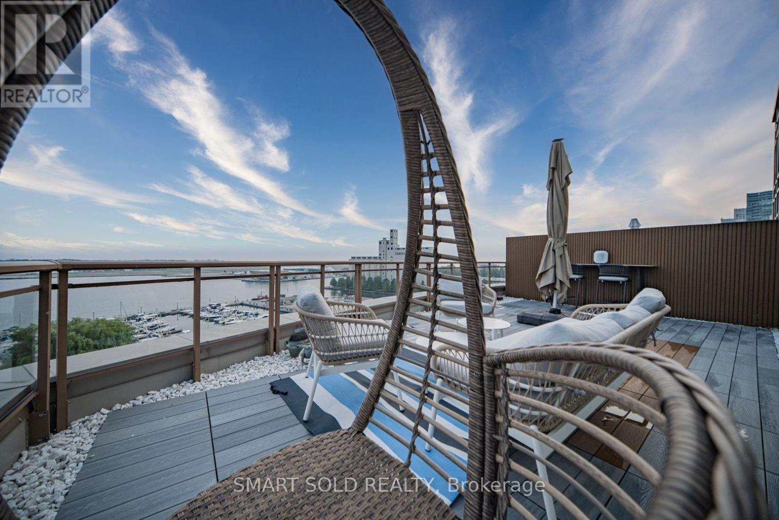 Ph01e - 500 Queens Quay W Property Photo 34