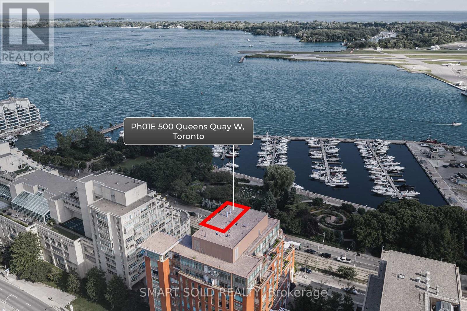 Ph01e - 500 Queens Quay W Property Photo 2