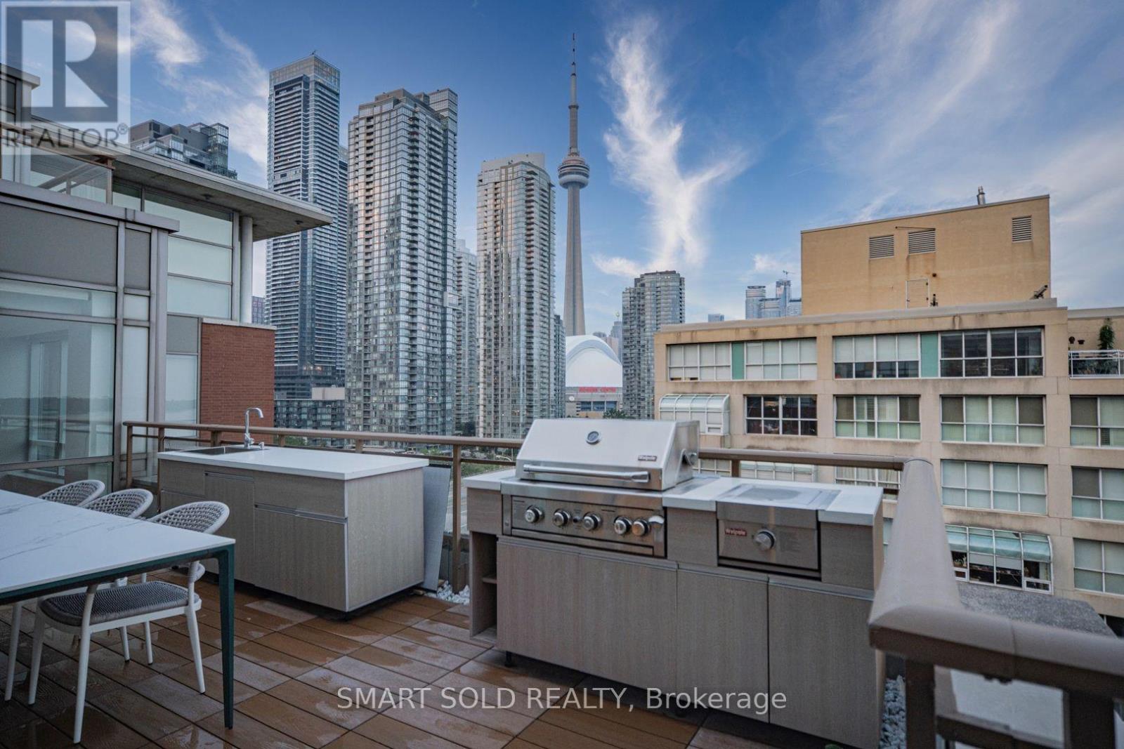 Ph01e - 500 Queens Quay W Property Photo 10