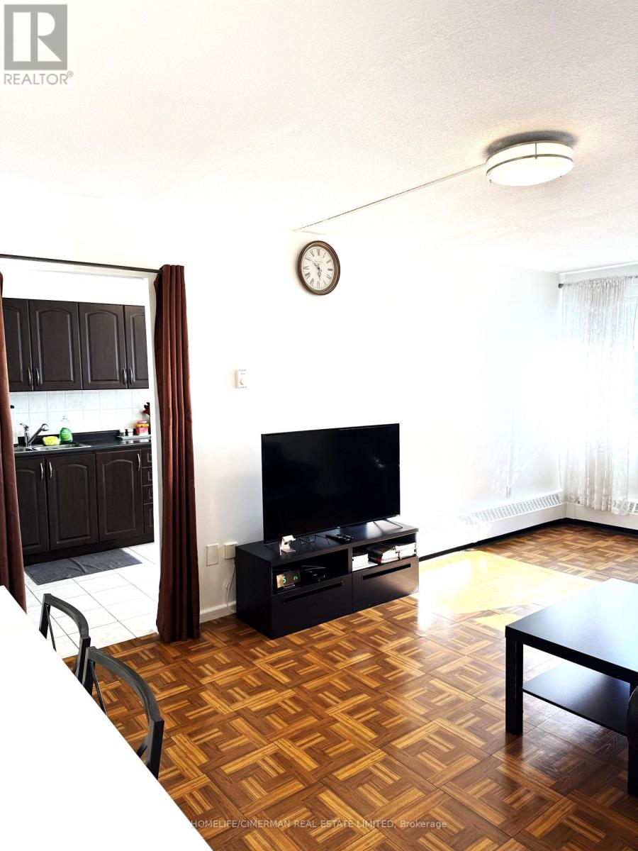 906 - 725 Don Mills Road Property Photo 8