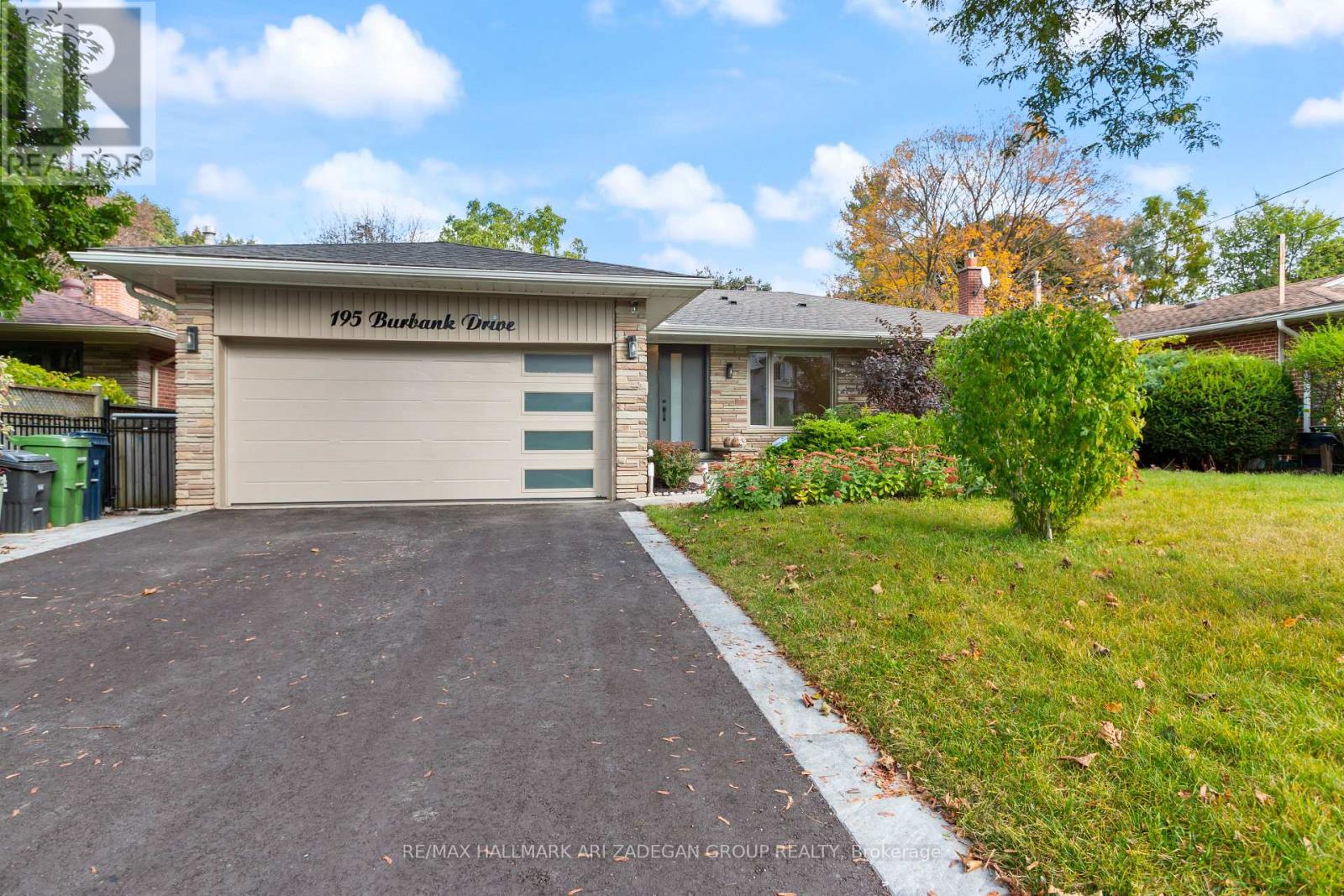 195 BURBANK DRIVE Property Photo 1