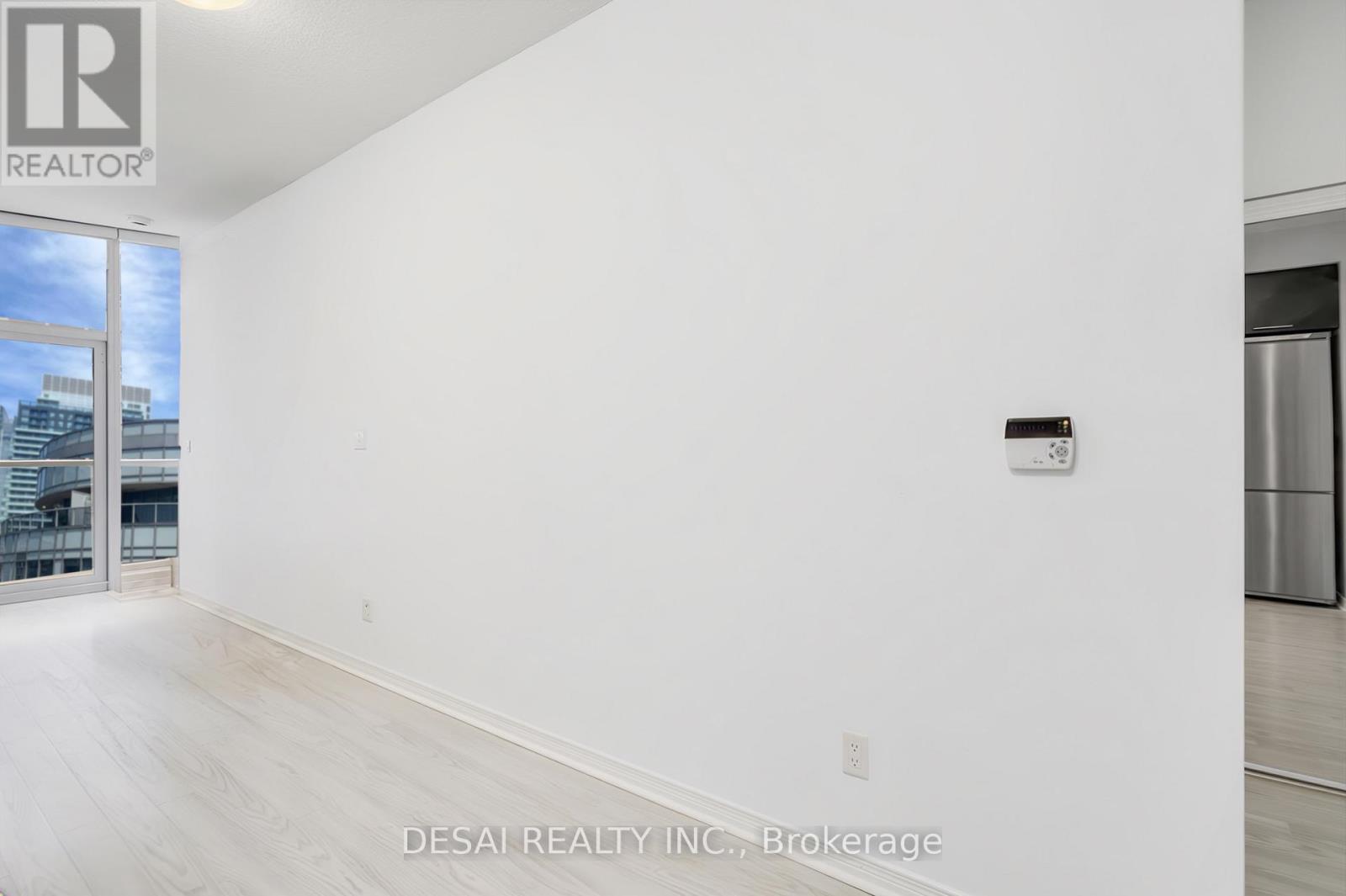 2321 - 352 Front Street W Property Photo 12