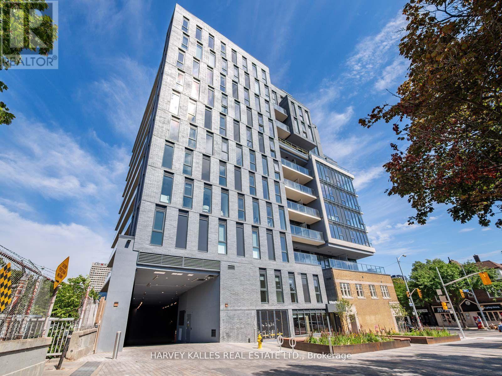 610 - 8 Manor Road W Property Photo 4