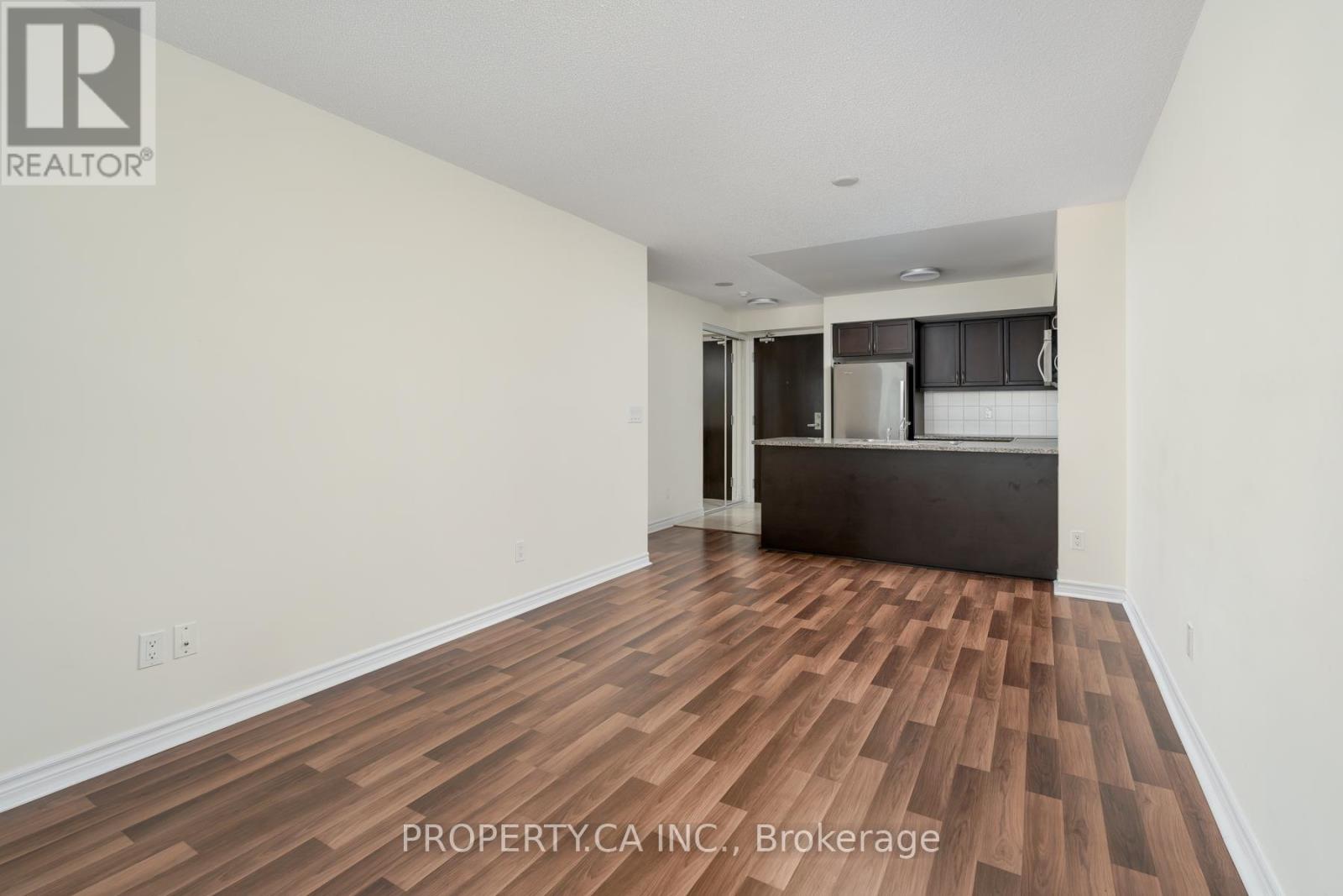 803 - 25 Lower Simcoe Street Property Photo 20