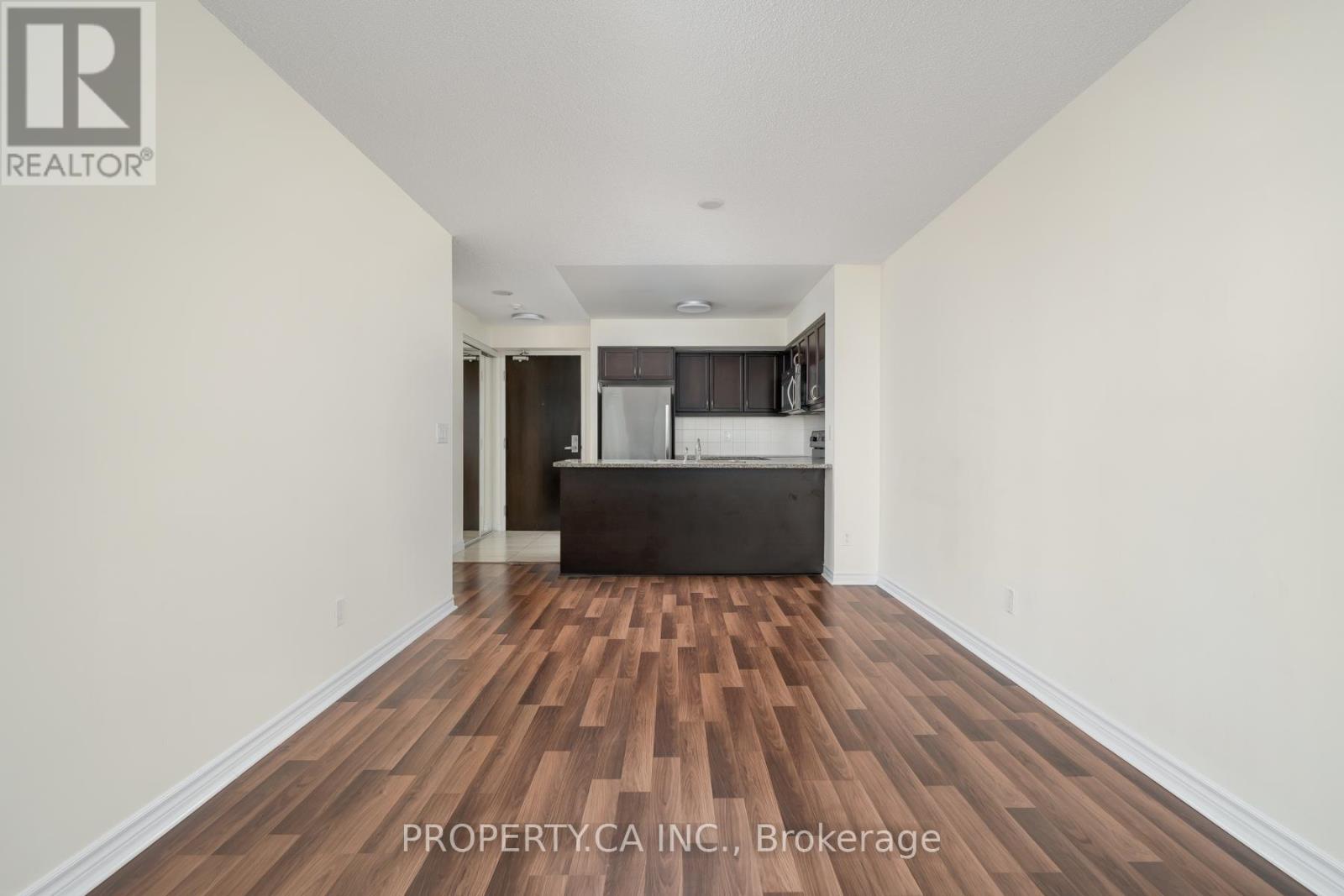 803 - 25 Lower Simcoe Street Property Photo 21