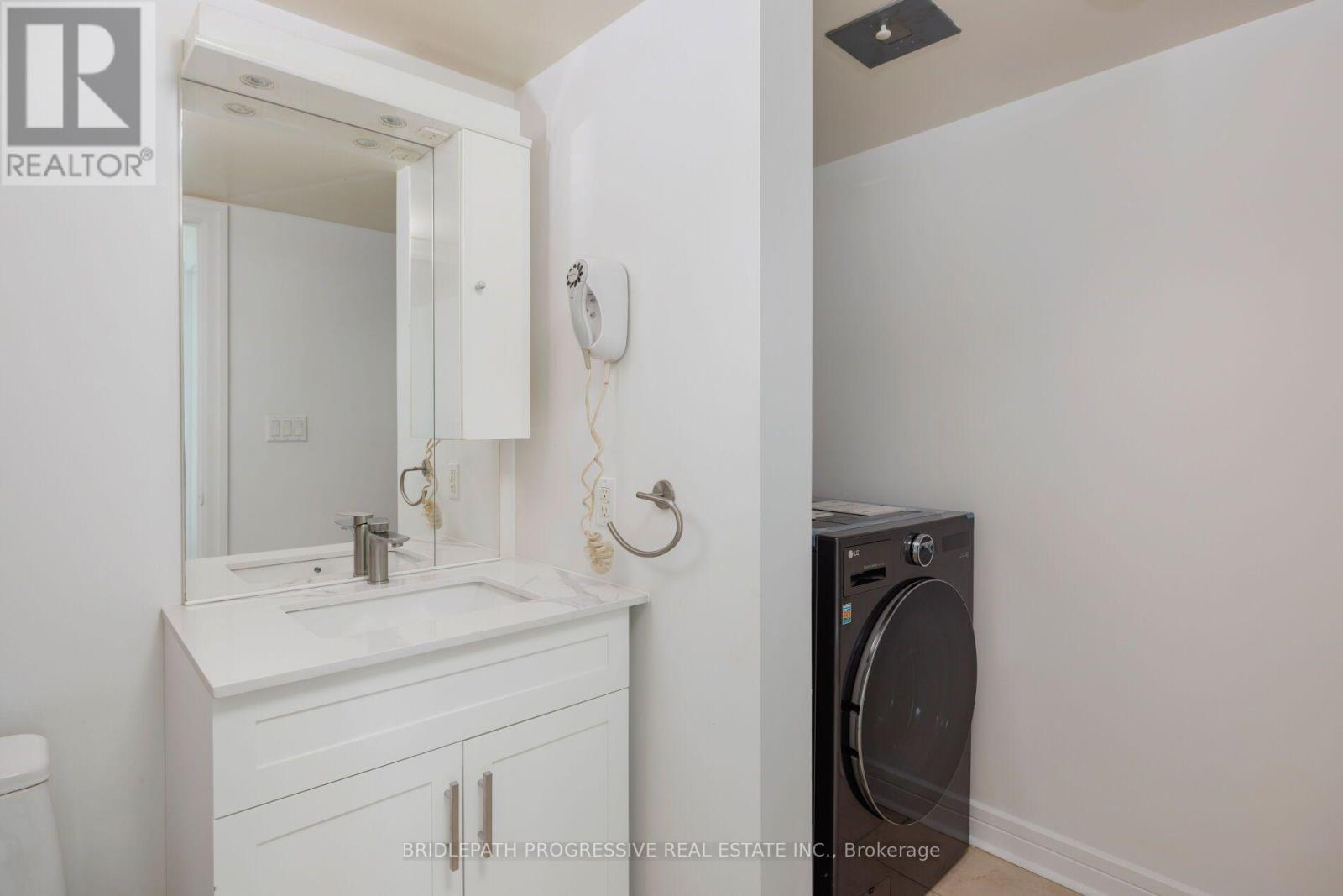 509 - 1 Avondale Avenue Property Photo 17