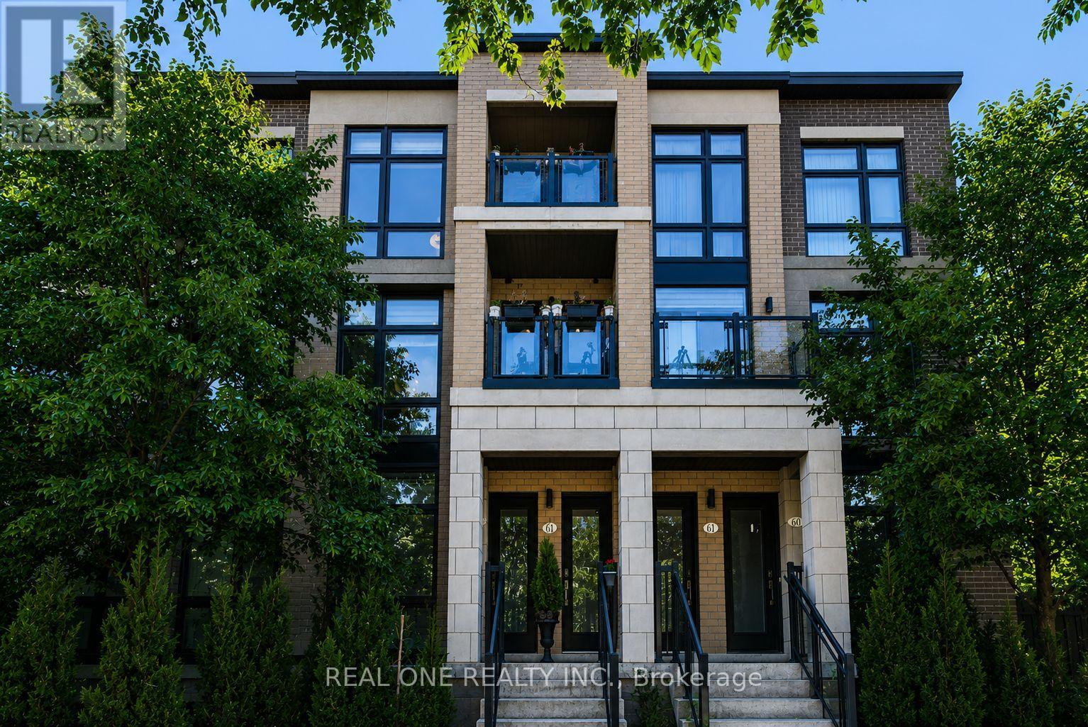 63 - 27 ELDORA AVENUE Property Photo 1
