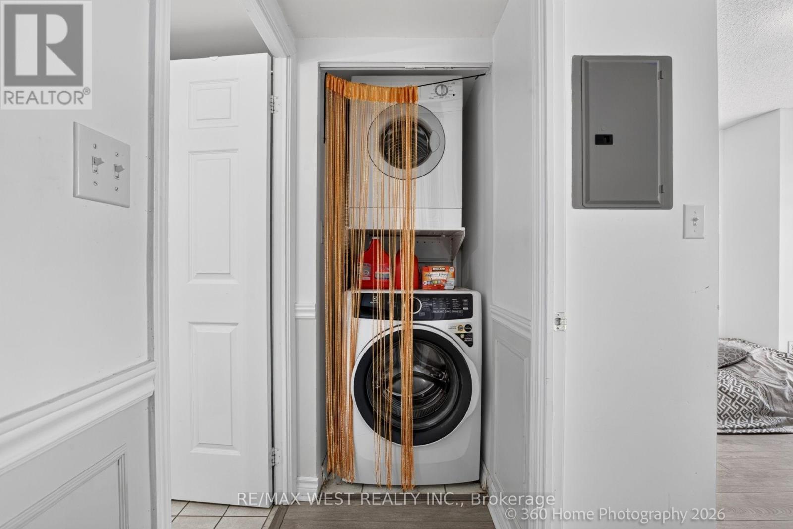 706 - 7 Lorraine Drive Property Photo 24