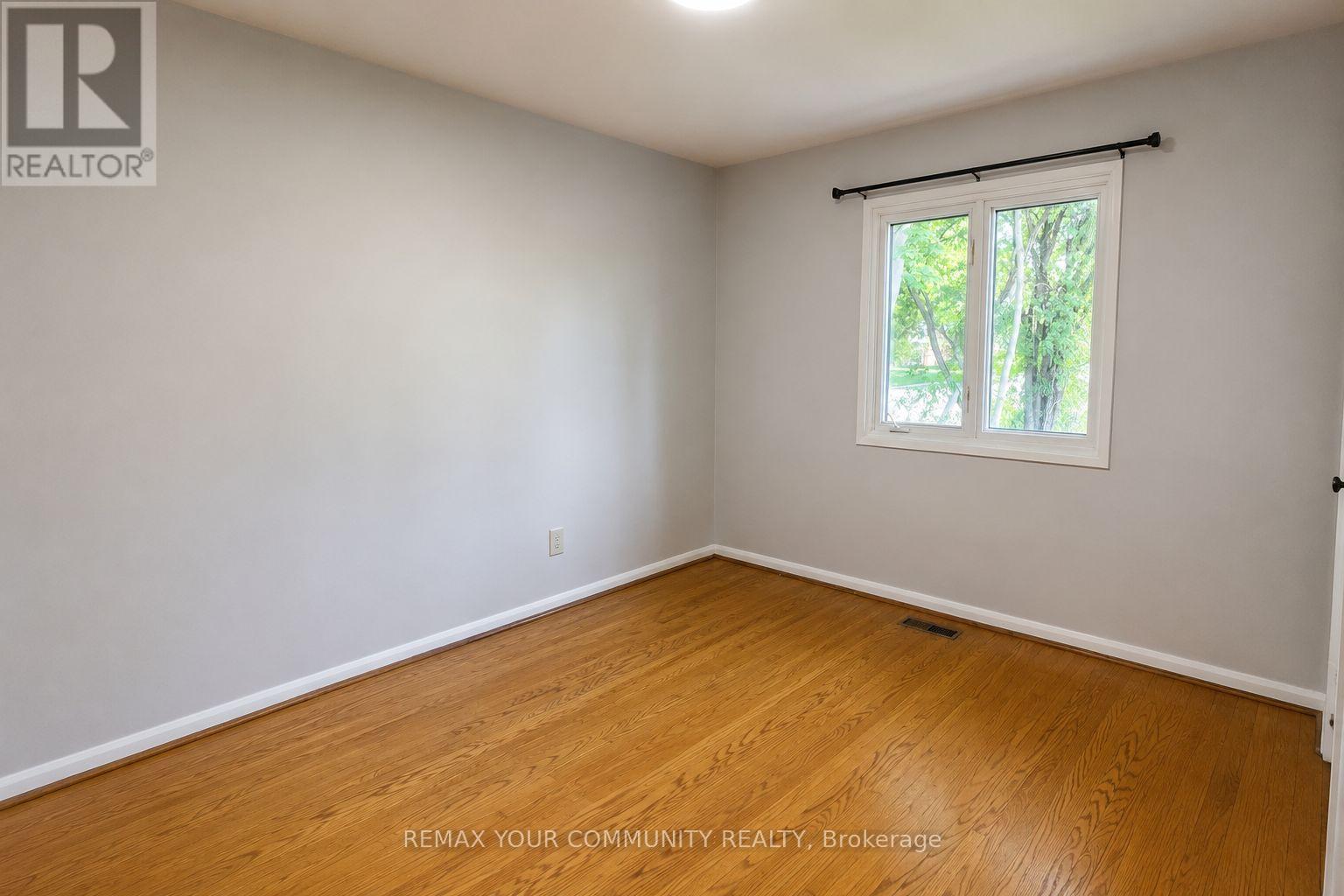98 Wigmore Drive Property Photo 9