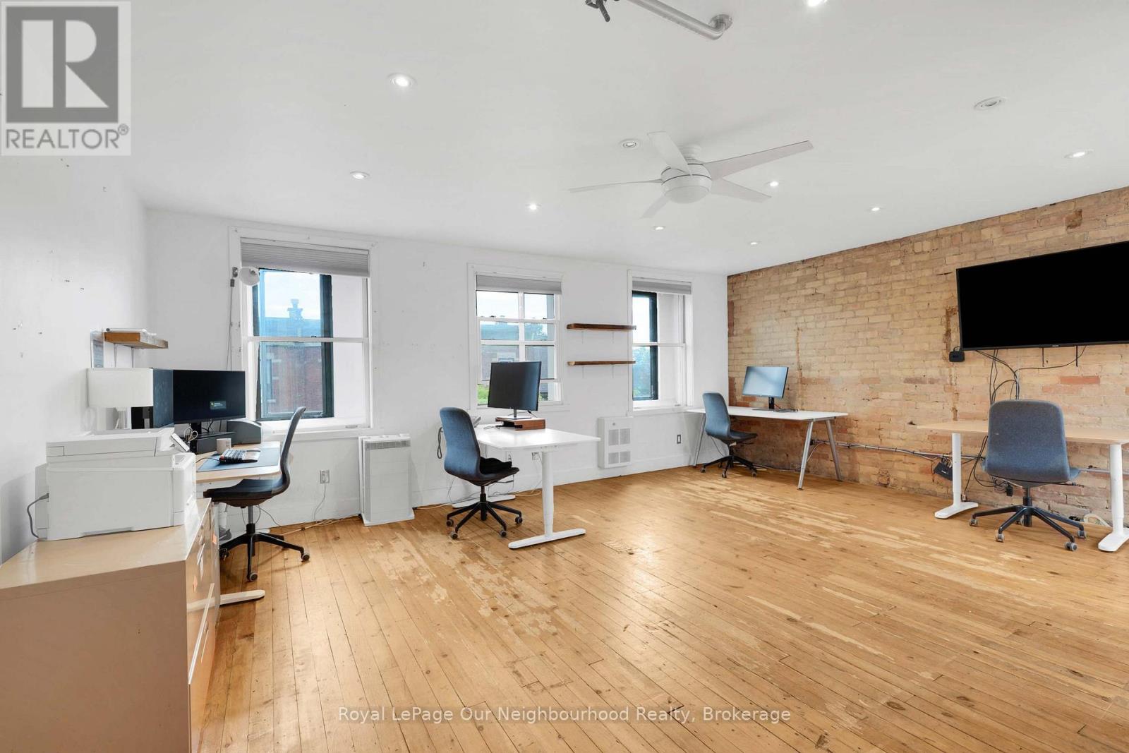 301 - 412 BLOOR STREET W Property Photo 1