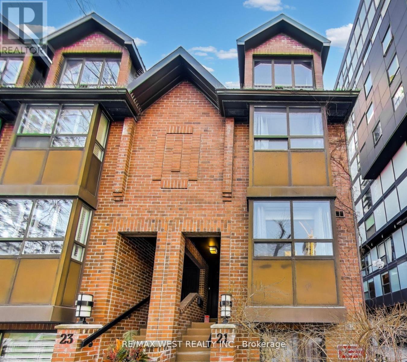 21 DUNDONALD STREET
