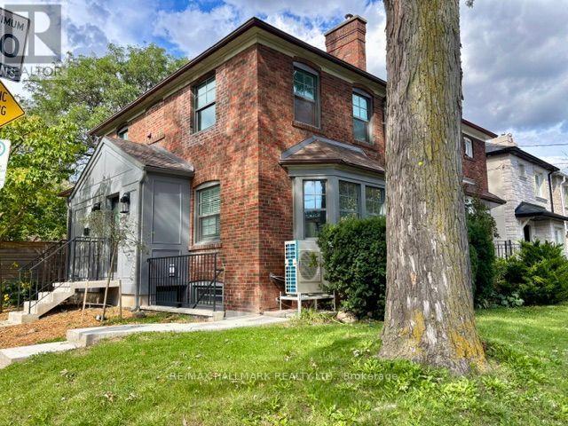 LOWER - 3 WHITEWOOD ROAD Property Photo 1