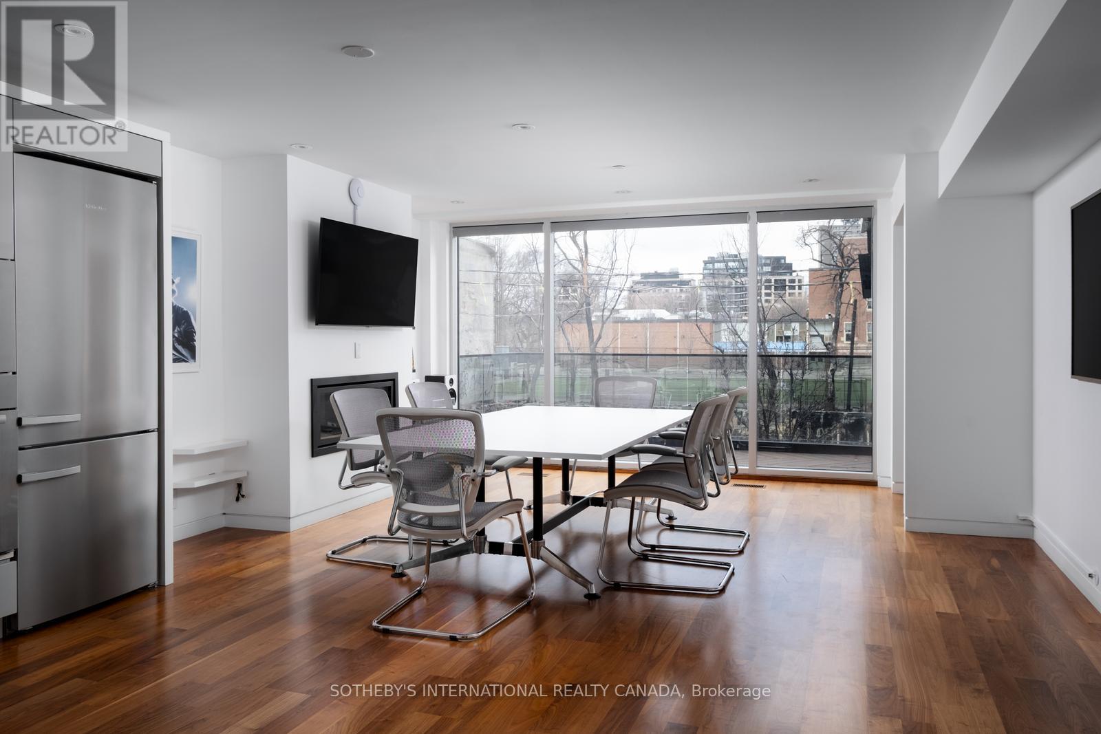 Second Floor - 101 Scollard Street Property Photo 2