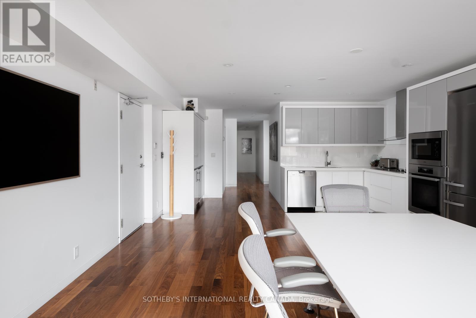 Second Floor - 101 Scollard Street Property Photo 5