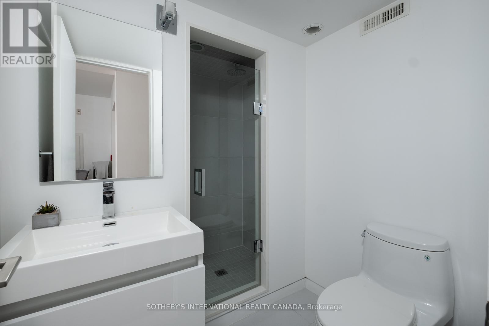 Second Floor - 101 Scollard Street Property Photo 17