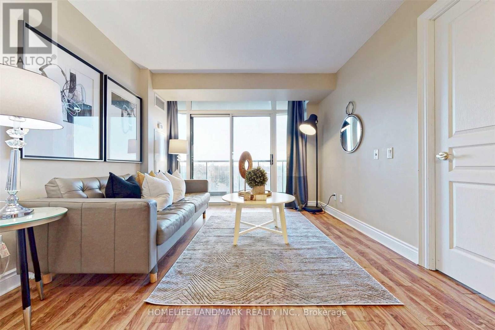 501 - 10 Northtown Way Property Photo 2
