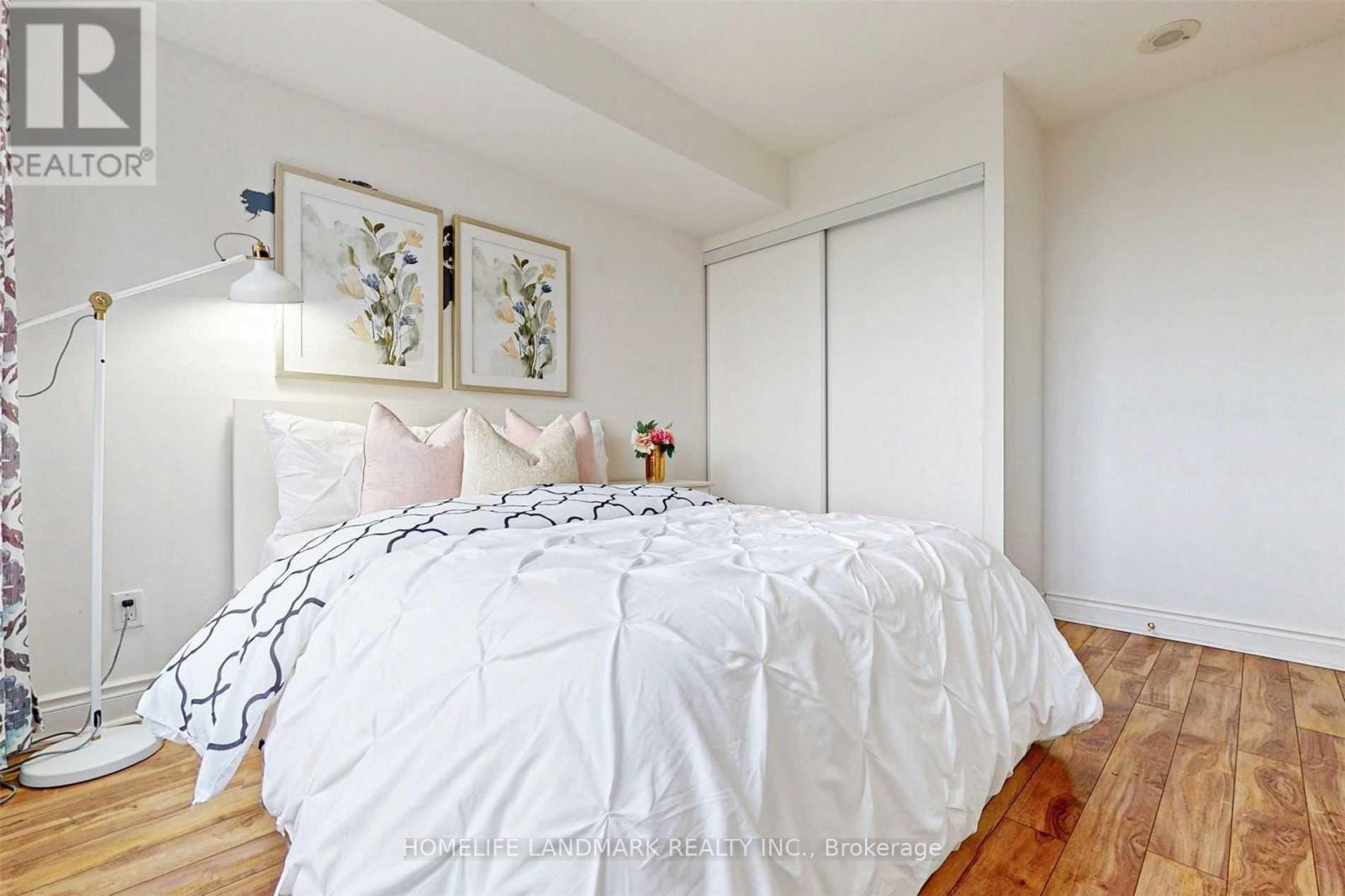 501 - 10 Northtown Way Property Photo 7