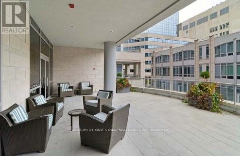 2714 - 763 Bay Street Property Photo 5