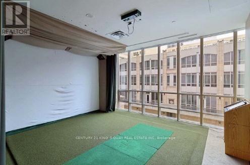 2714 - 763 Bay Street Property Photo 8