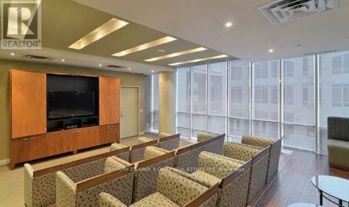 2714 - 763 Bay Street Property Photo 15