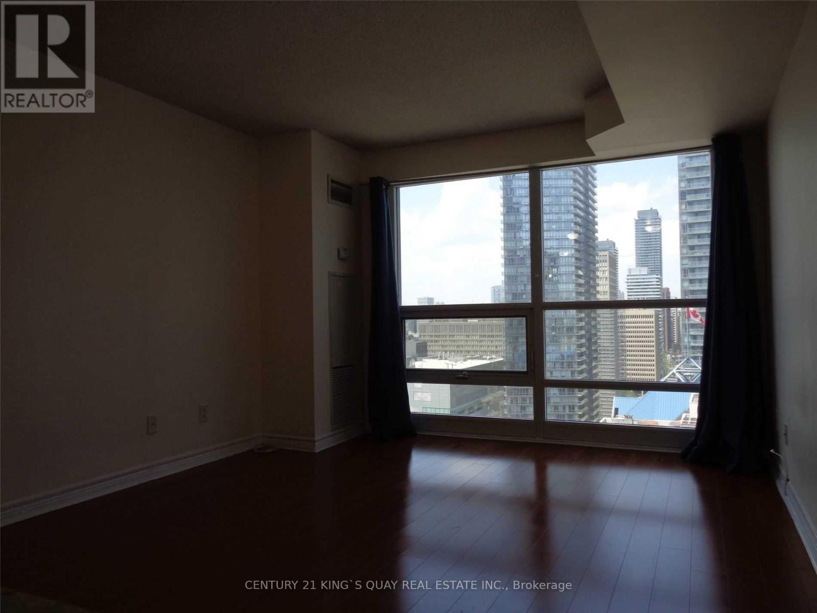 2714 - 763 Bay Street Property Photo 20