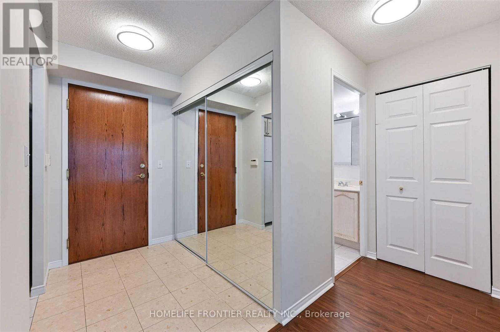 1008 - 29 Pemberton Avenue Property Photo 6