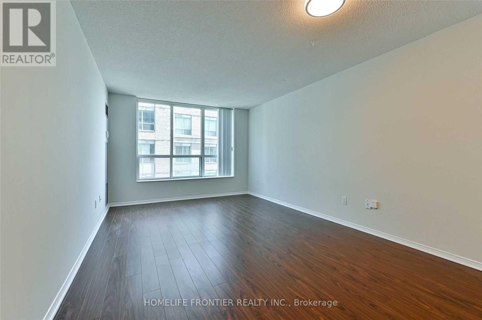 1008 - 29 Pemberton Avenue Property Photo 7
