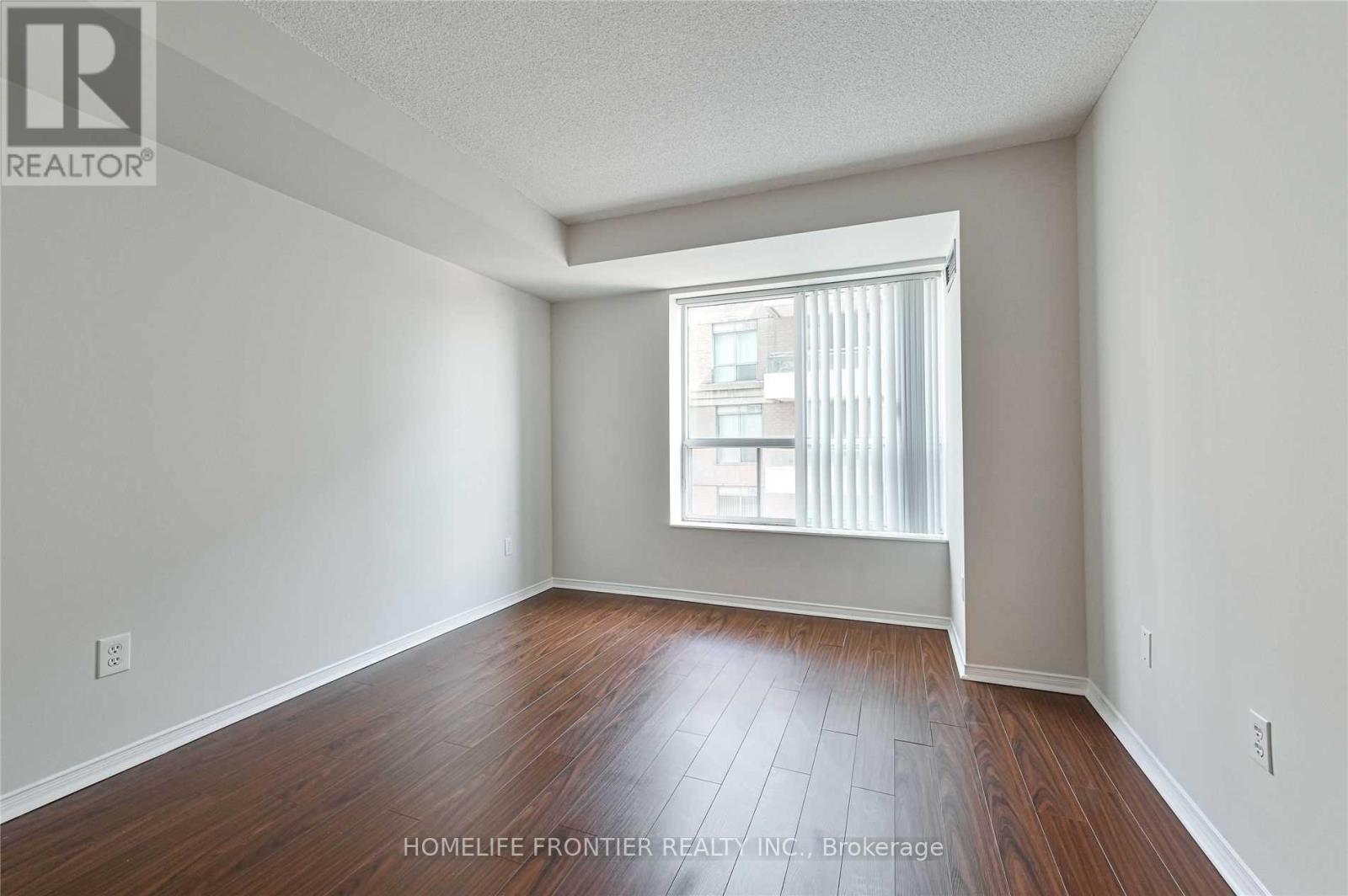 1008 - 29 Pemberton Avenue Property Photo 11
