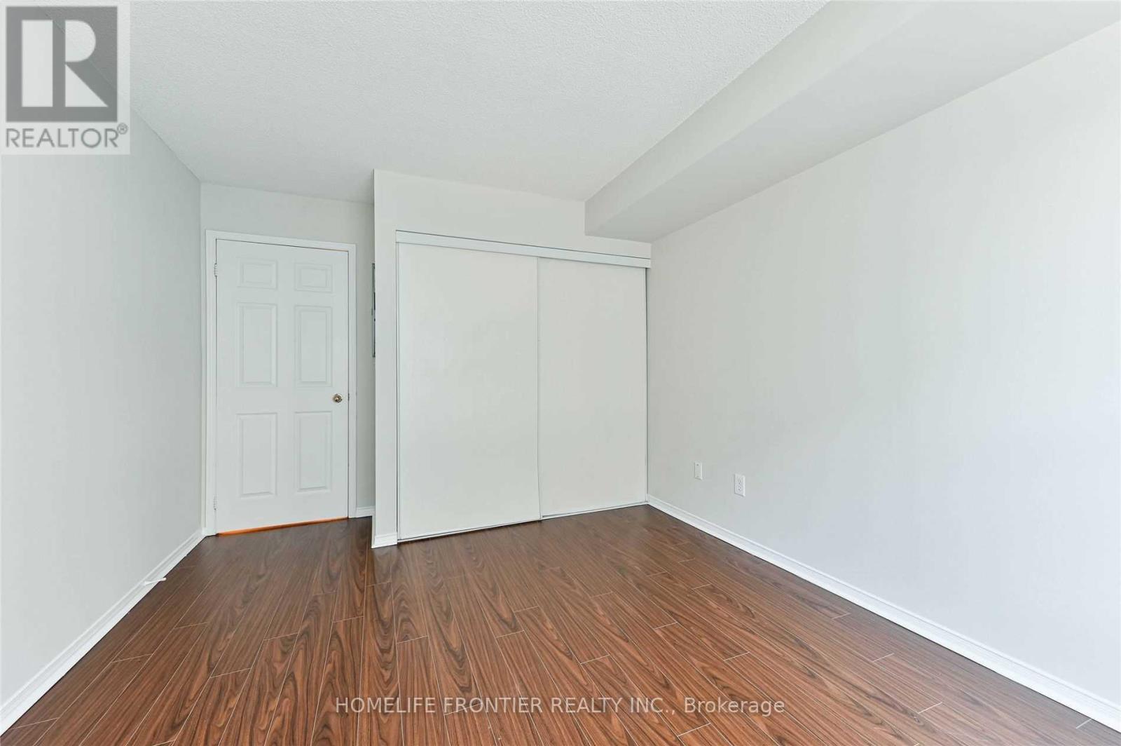 1008 - 29 Pemberton Avenue Property Photo 12