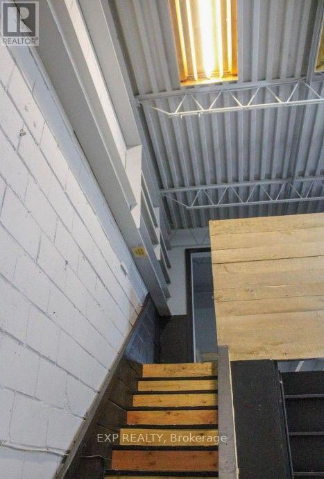 9 - 30 Canvarco Road Property Photo 2