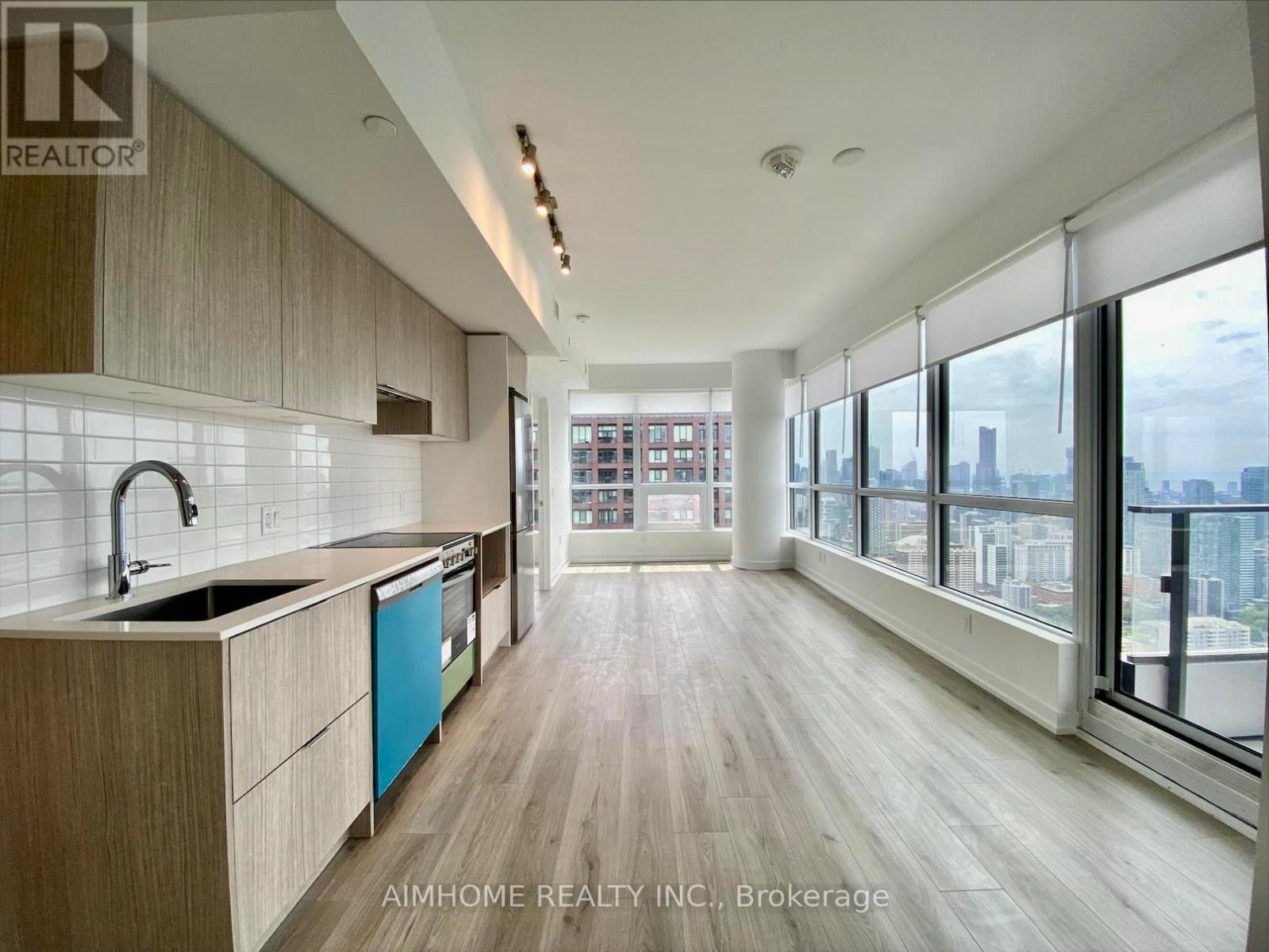 4902 - 395 Bloor Street E Property Photo 3
