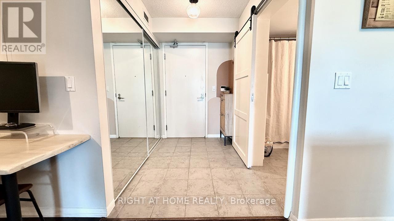 656 - 209 Fort York Boulevard S Property Photo 29