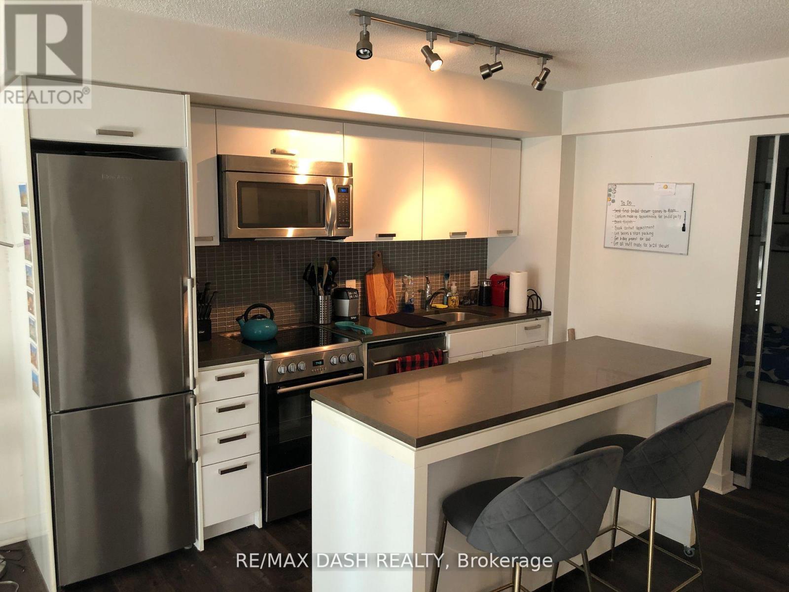 710 - 295 Adelaide Street W Property Photo 7