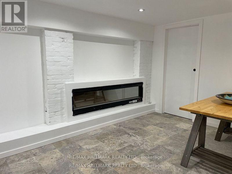 173 Queen Street E Property Photo 9