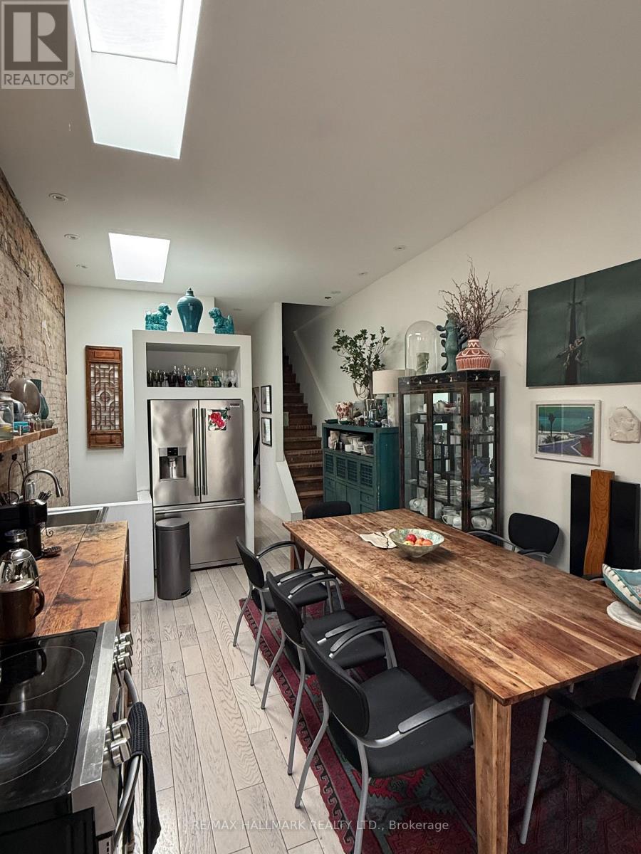 173 Queen Street E Property Photo 17