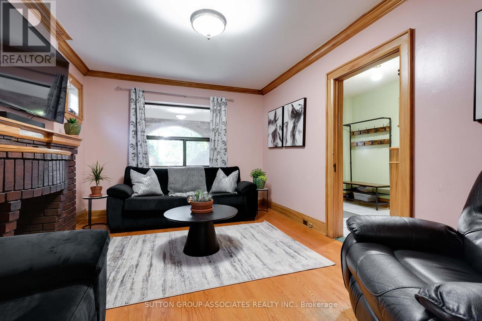 219 Atlas Avenue Property Photo 6