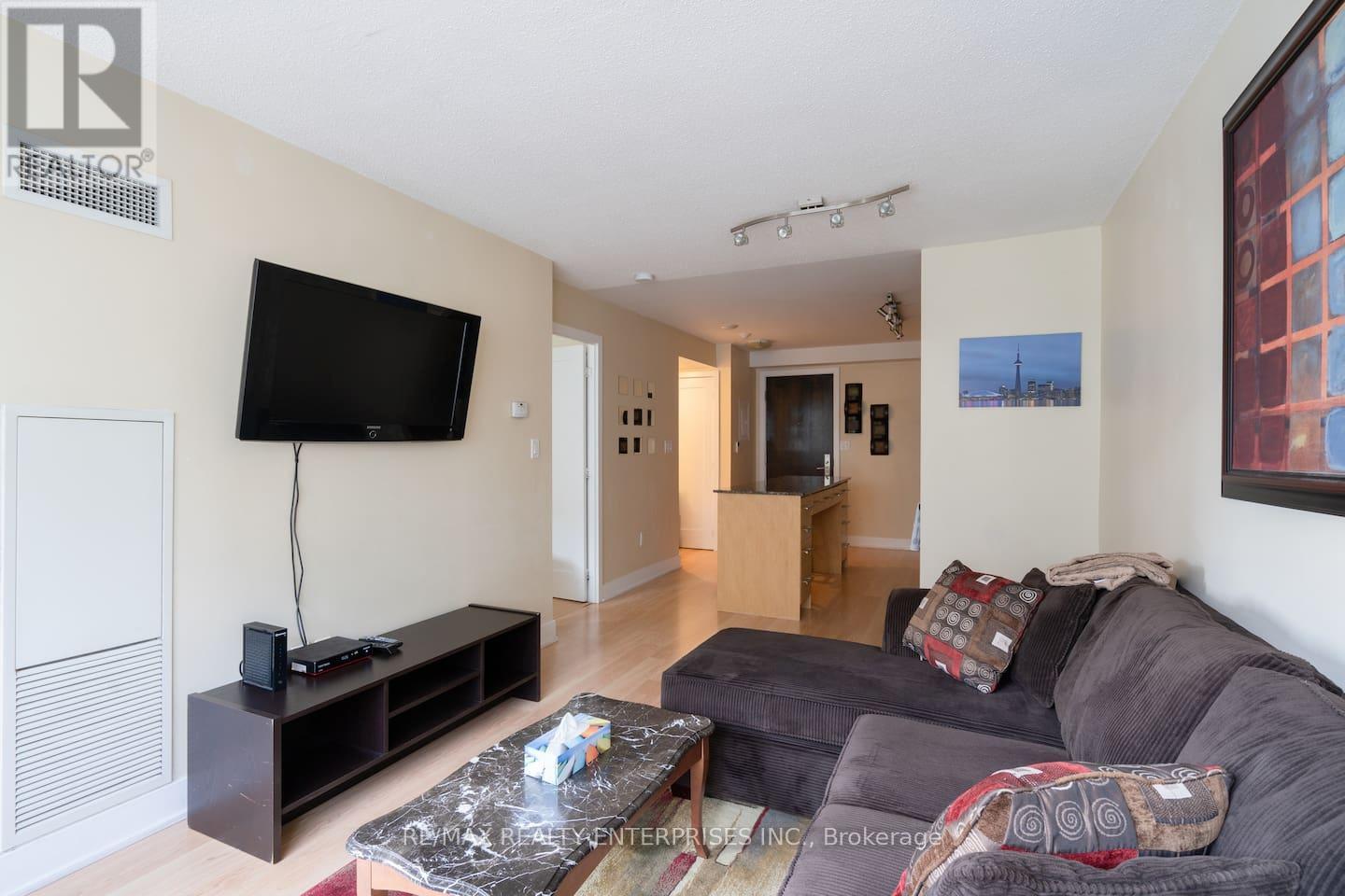 1509 - 20 Blue Jays Way Property Photo 6