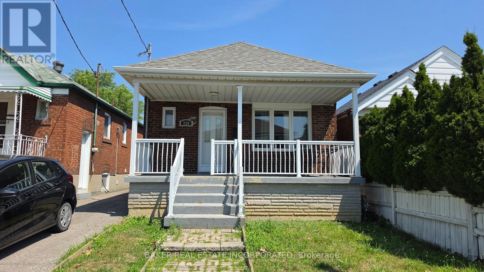 739 VAUGHAN ROAD