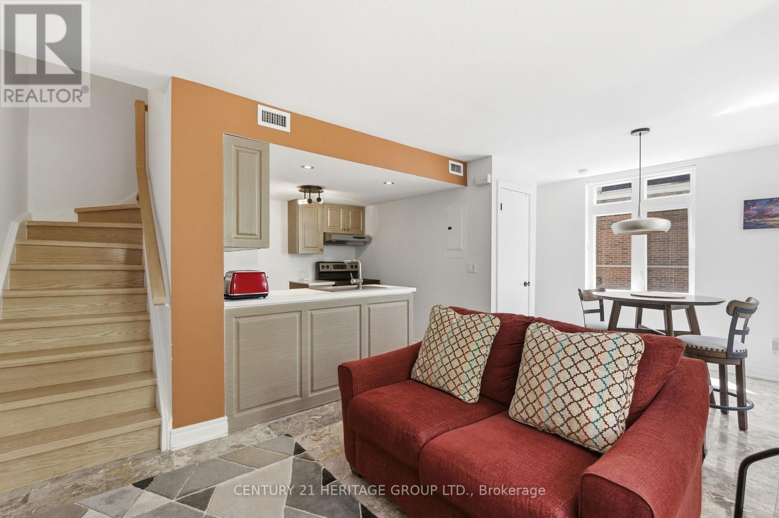 8 - 87 Lillian Street Property Photo 8