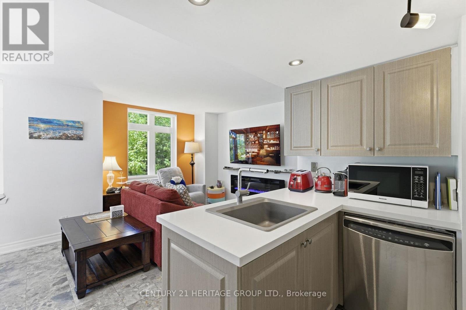 8 - 87 Lillian Street Property Photo 11
