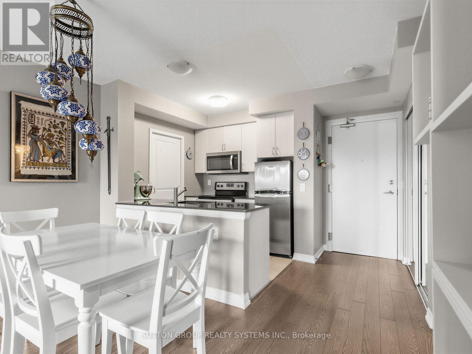502 - 741 Sheppard Avenue W Property Photo 3