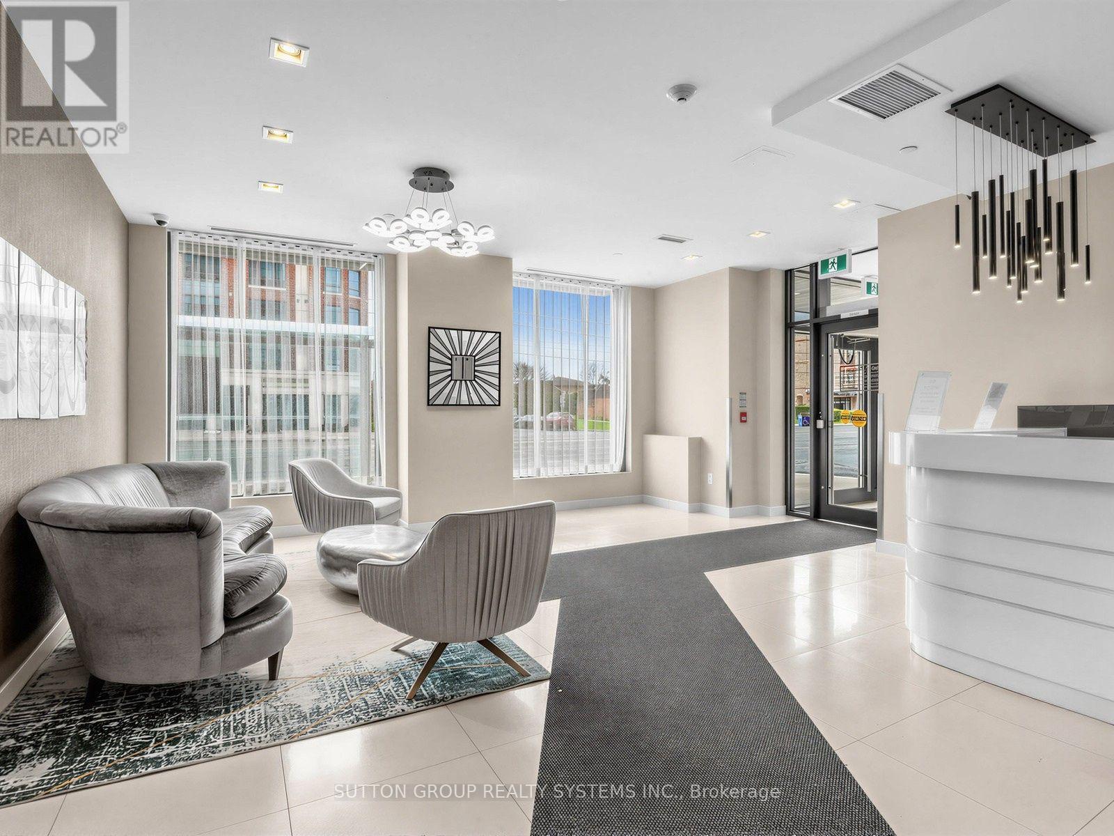 502 - 741 Sheppard Avenue W Property Photo 27