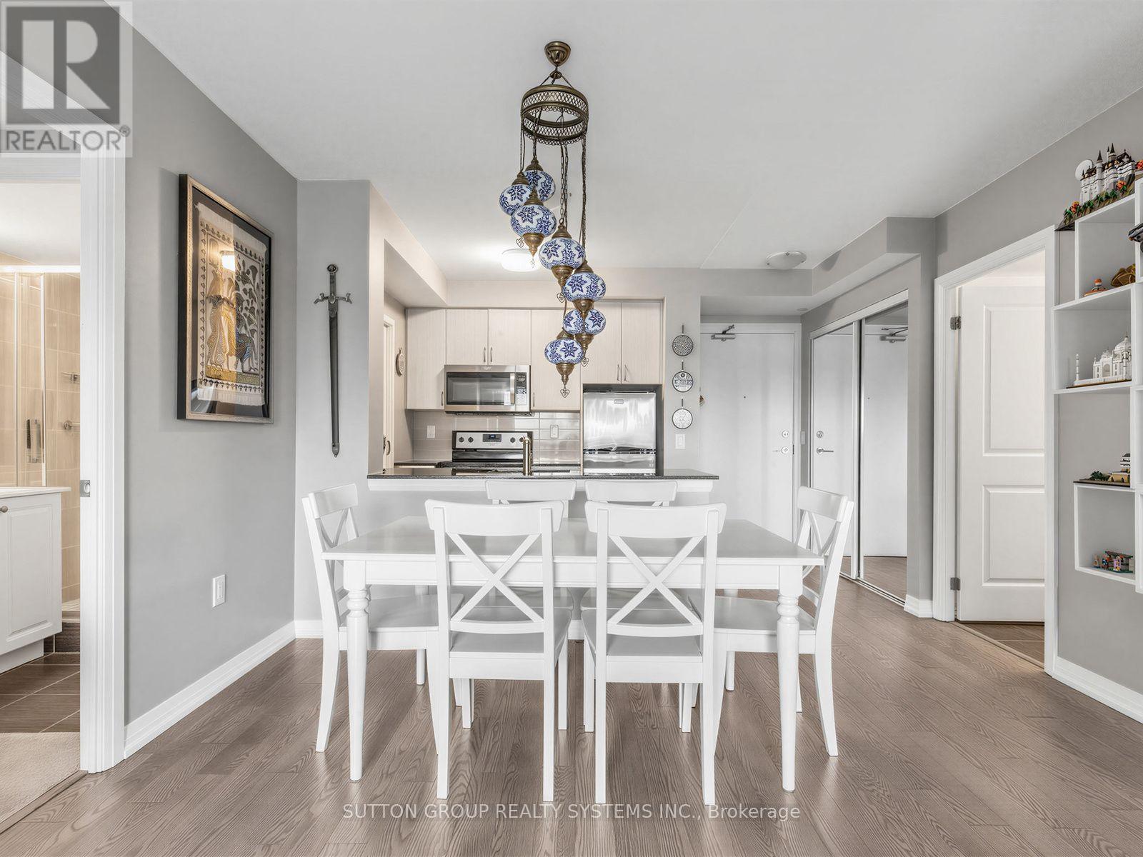 502 - 741 Sheppard Avenue W Property Photo 28