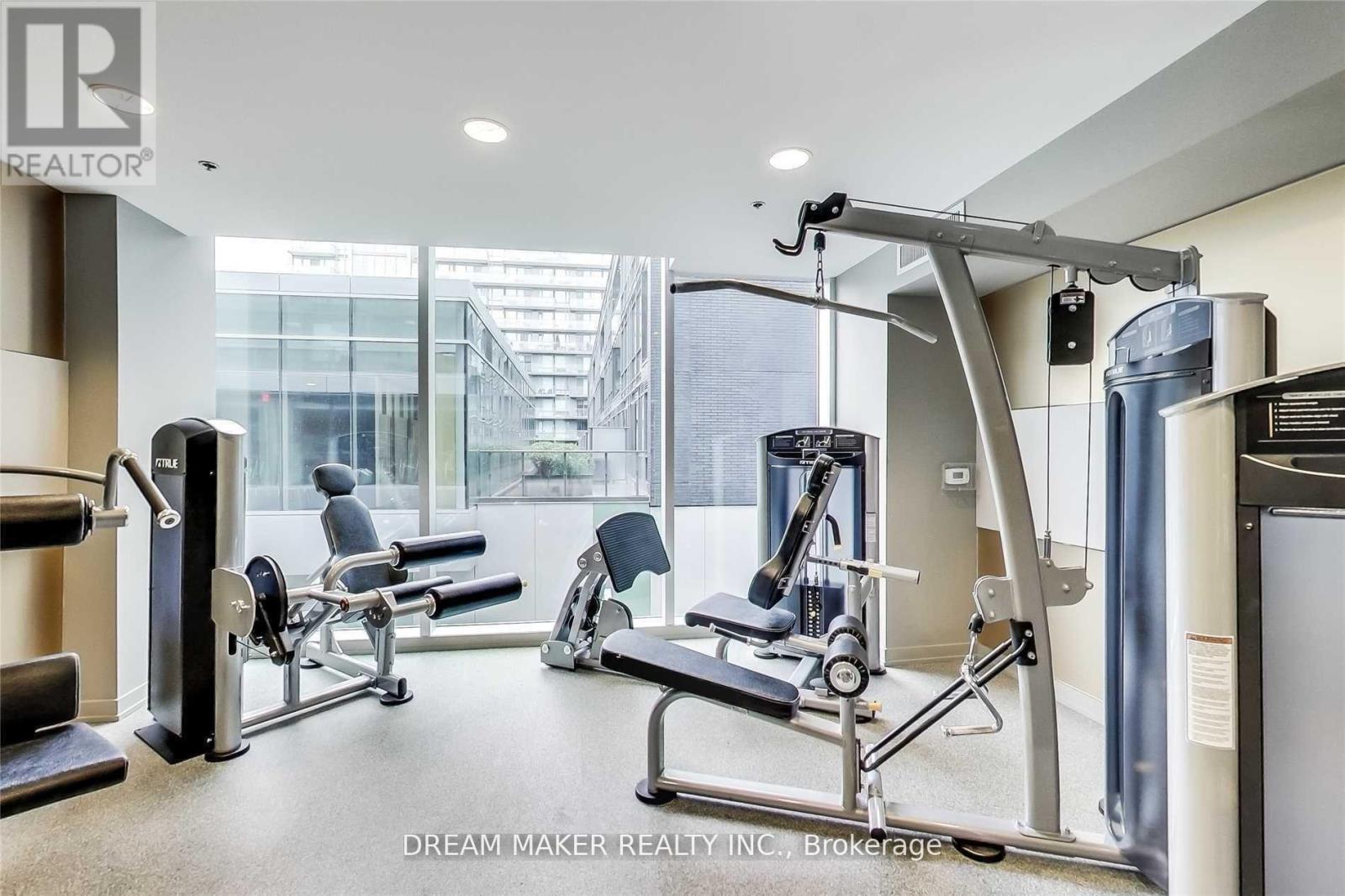 4 - 455 Front Street E Property Photo 10