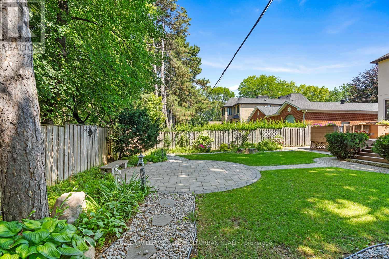 14 Tremont Crescent Property Photo 8