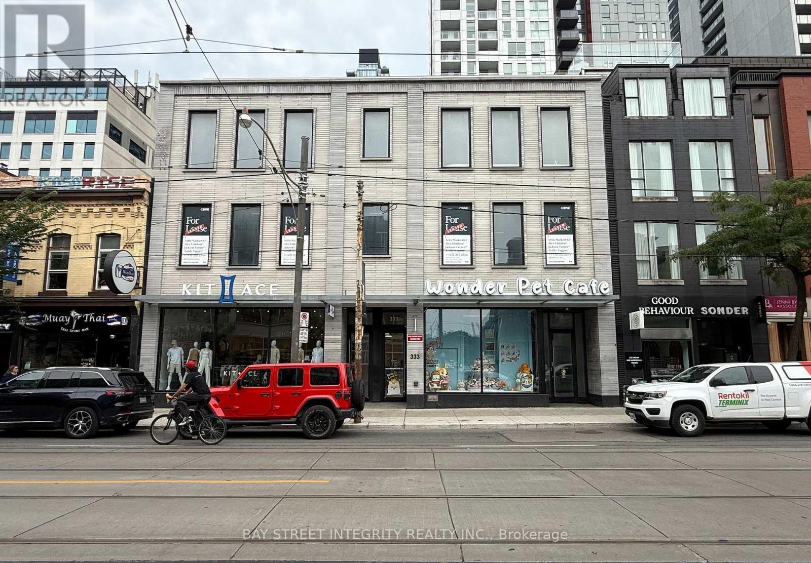 GROUND - 327 - 333 QUEEN STREET W