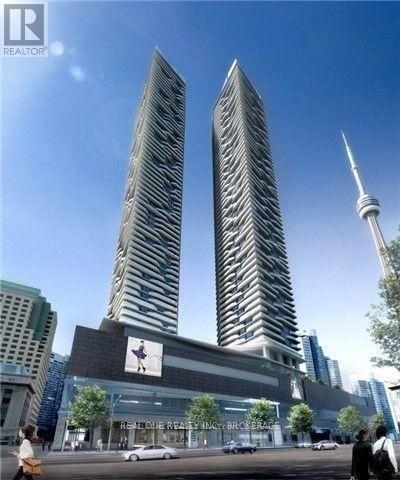 6806 - 88 Harbour Street Property Photo 1