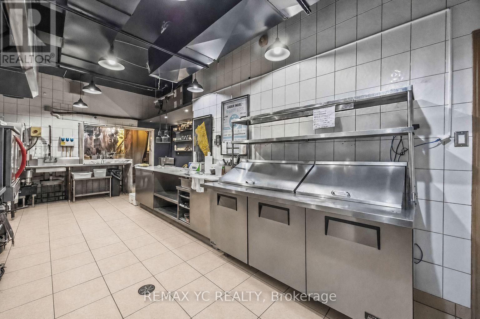 217 Ossington Avenue Property Photo 13