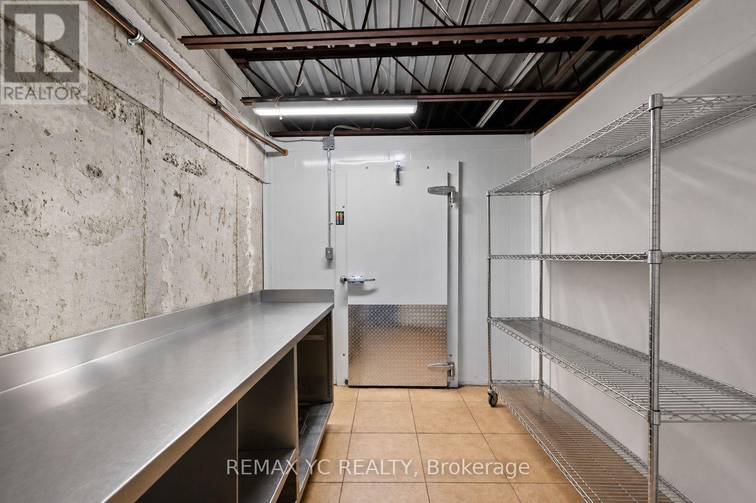 217 Ossington Avenue Property Photo 18