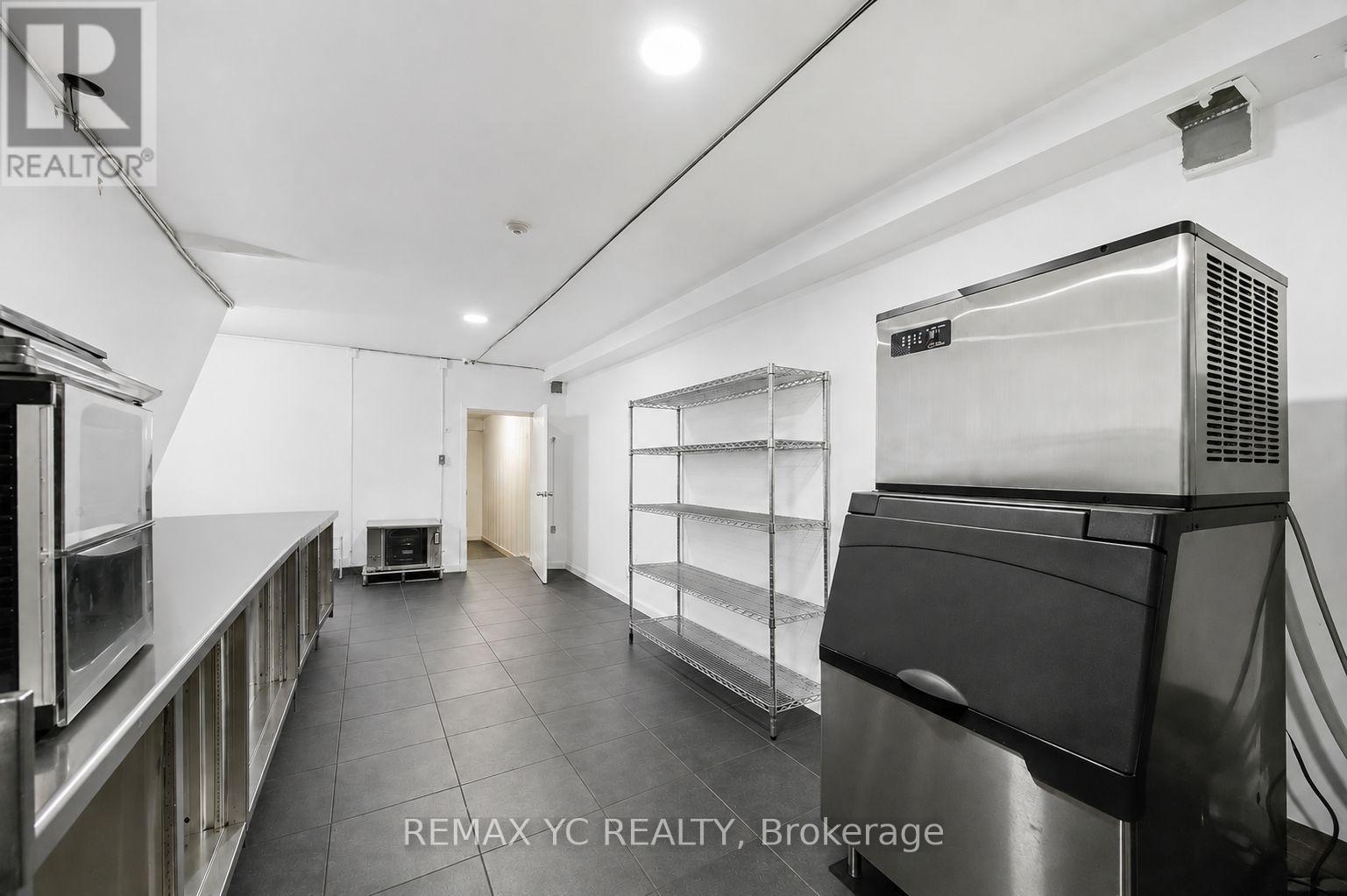 217 Ossington Avenue Property Photo 19